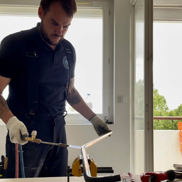 Make in Normandie cintrage a chaud du cuivre
